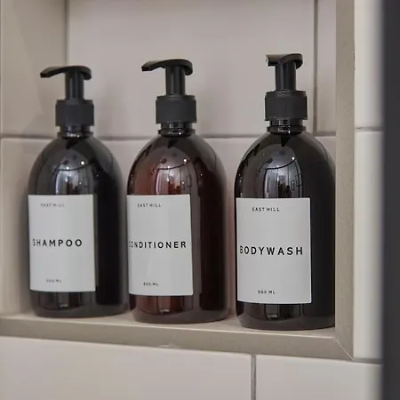 The Swan - Free Parking 해러게이트